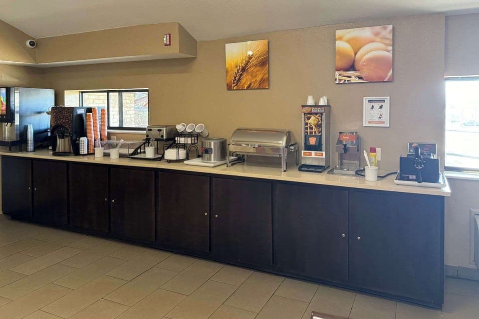 Free buffet breakfast