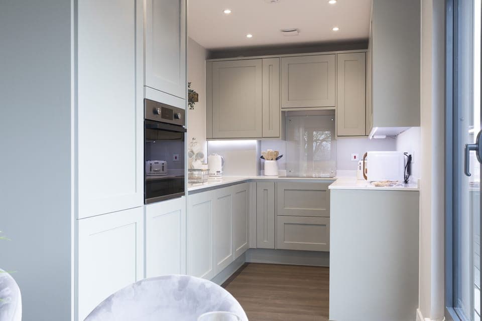 Apartment | Private kitchen | Full-size fridge, microwave, oven, stovetop