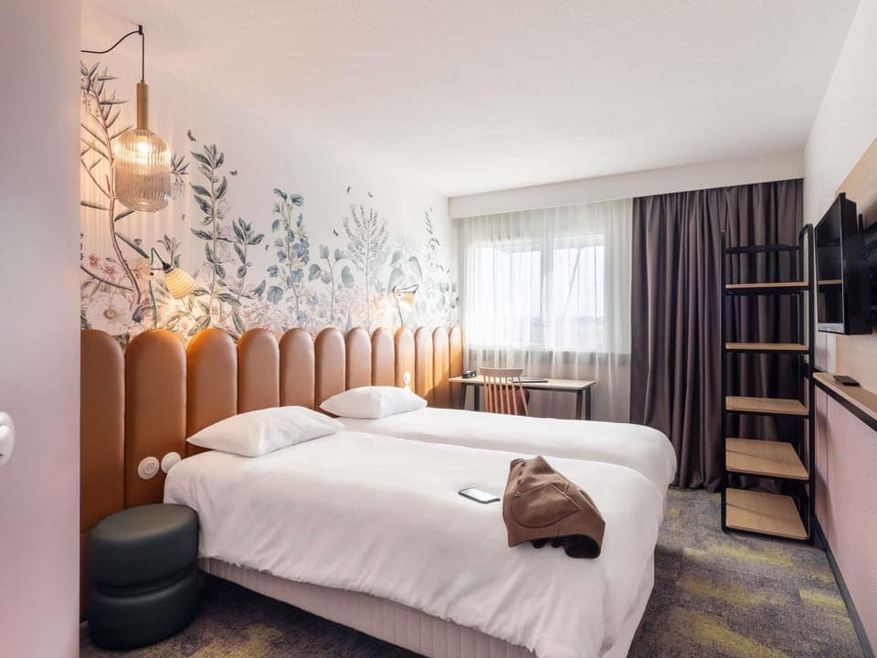 Standard Room, 2 Twin Beds | Desk, blackout drapes, soundproofing, iron/ironing board