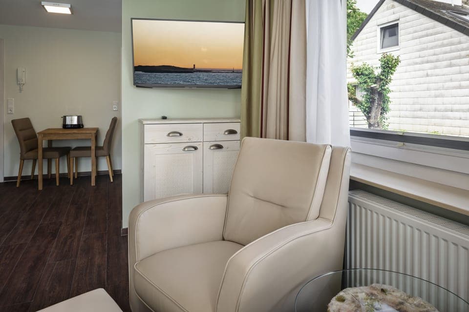 Condo, 1 Bedroom | 1 bedroom, laptop workspace, free WiFi