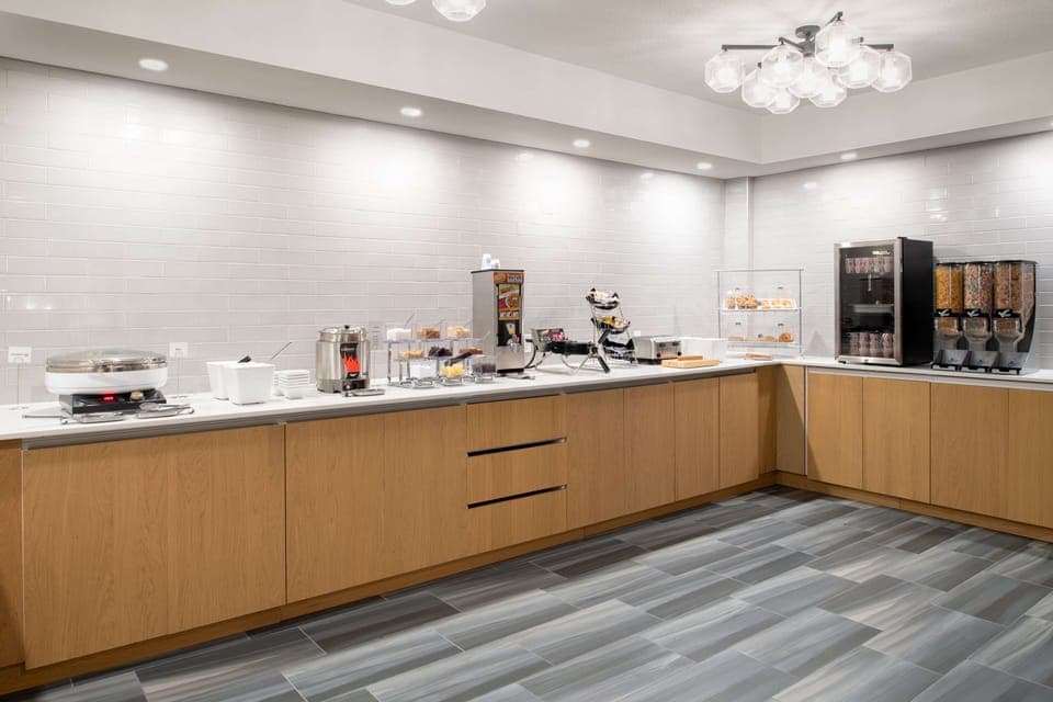 Free daily breakfast