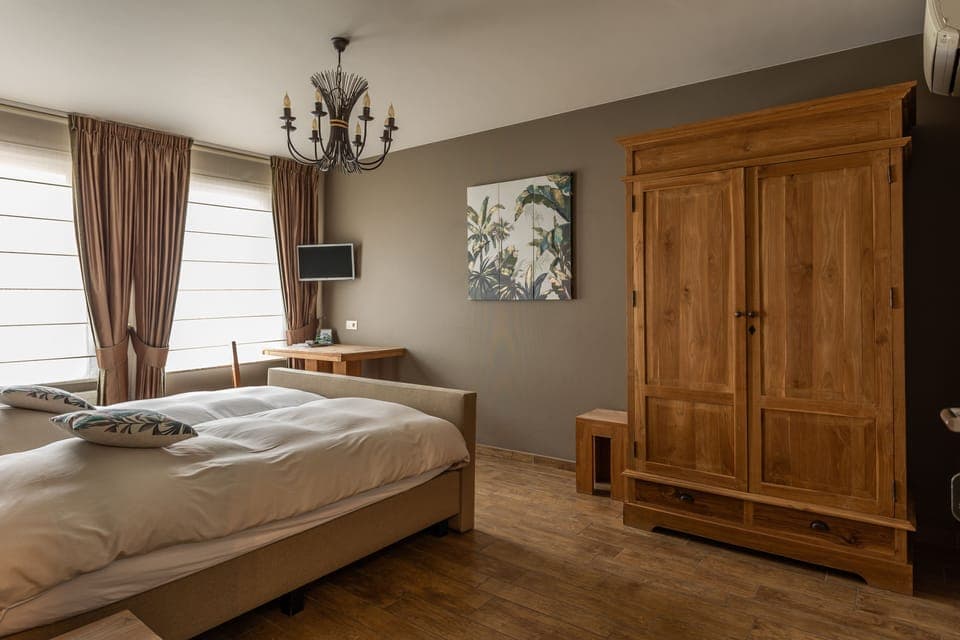 Comfort Double Room, Mobility Accessible | Desk, laptop workspace, free WiFi