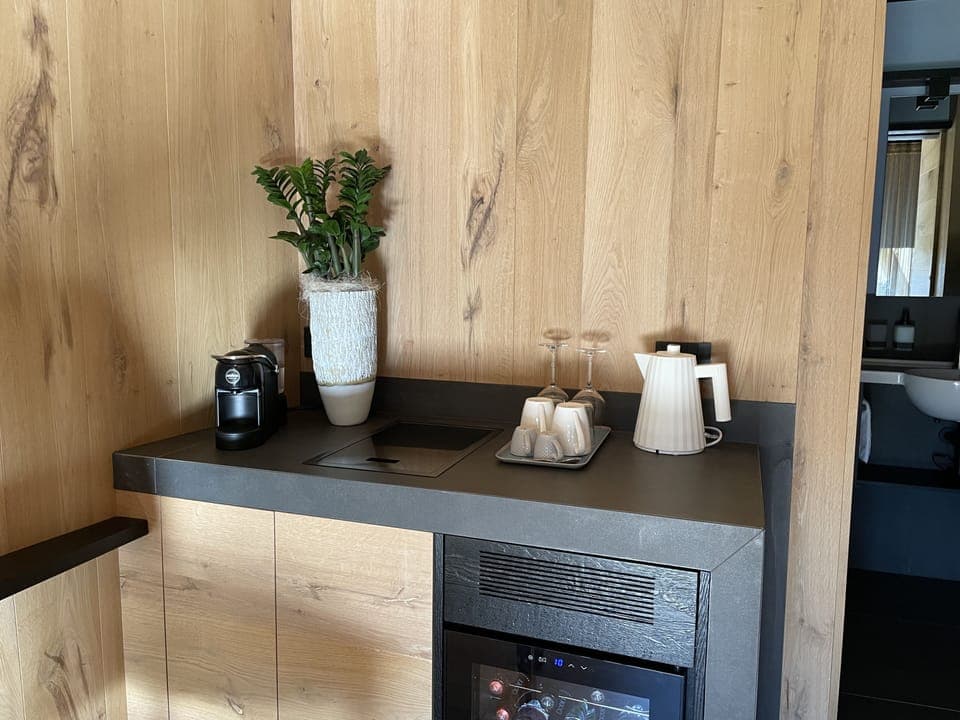 Individually decorated, desk, free WiFi, bed sheets