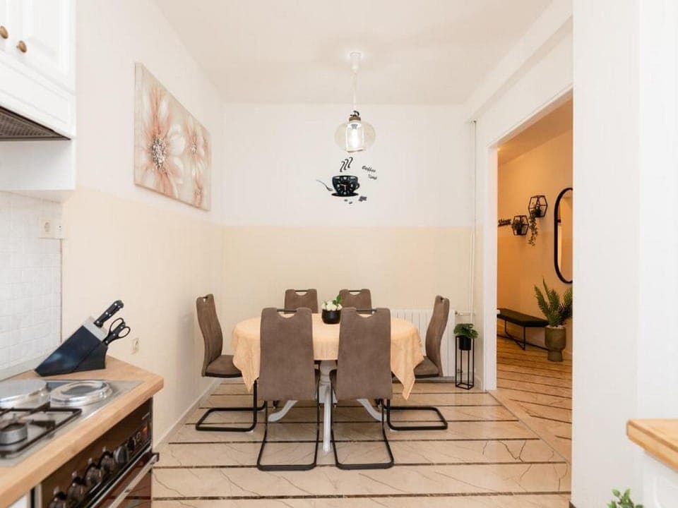 Apartment (Three Bedroom Apartment with Terrace ) | Dining room