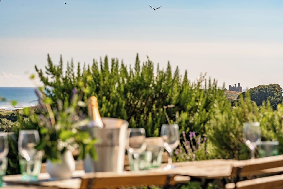 Cottage | Outdoor dining