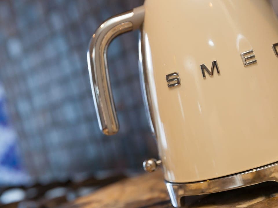 Fridge, dishwasher, electric kettle, toaster