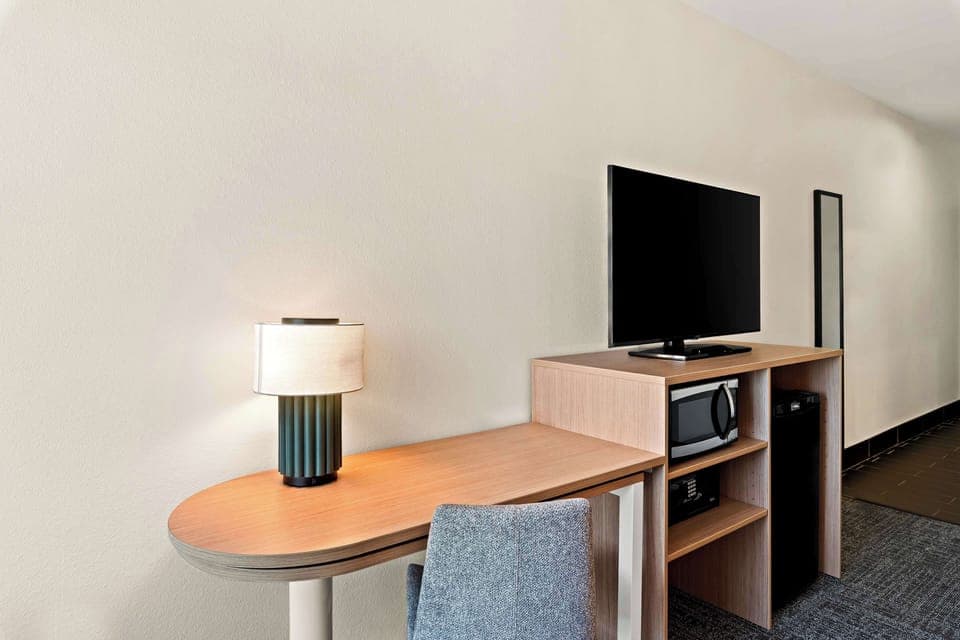 Room, 2 Queen Beds, Accessible, Bathtub (Mobility & Hearing) | Premium bedding, pillowtop beds, desk, laptop workspace