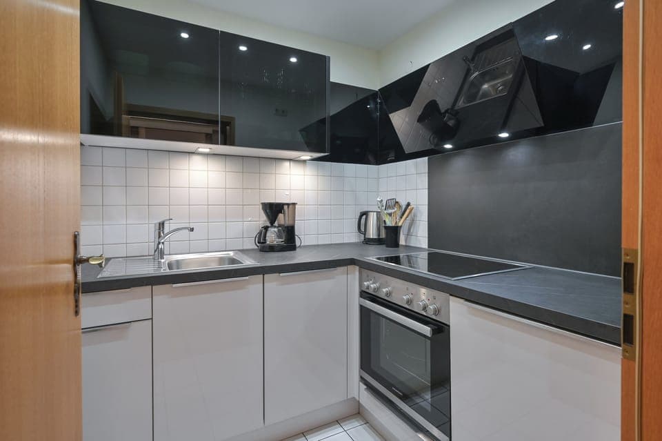 Junior Apartment, 2 Twin Beds (small) | Private kitchen | Full-size fridge, dishwasher, cleaning supplies