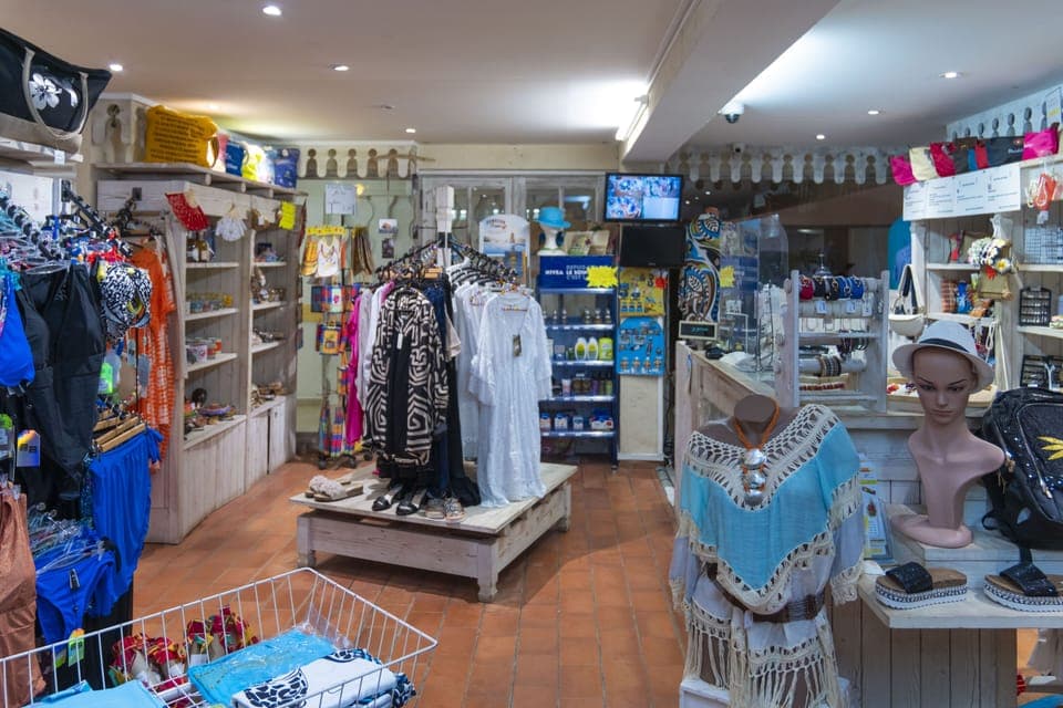 Gift shop