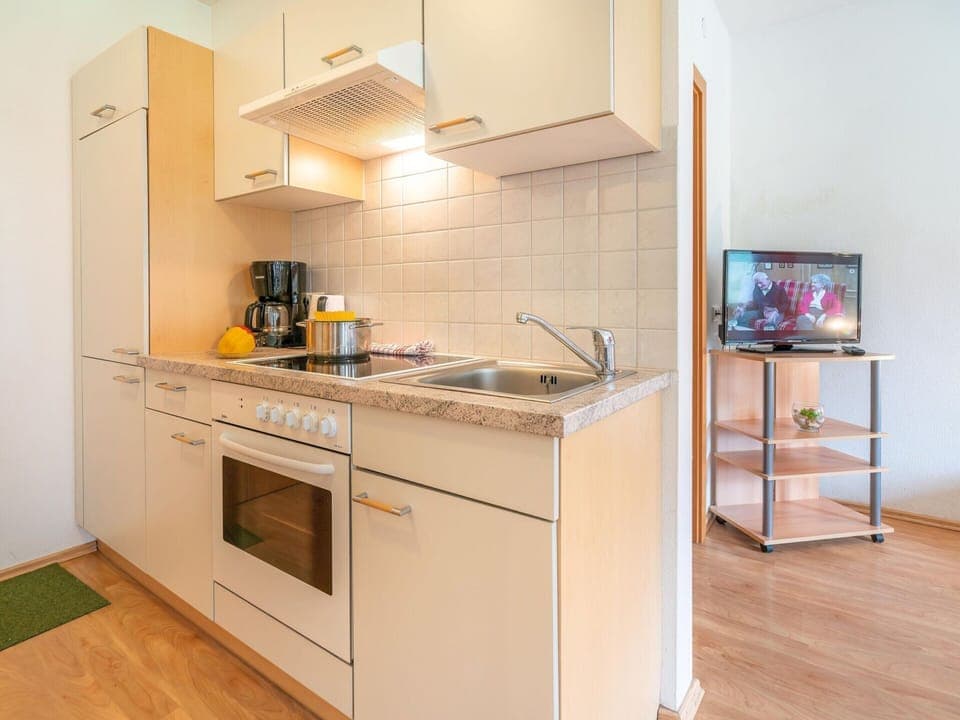 Apartment | Private kitchen | Electric kettle