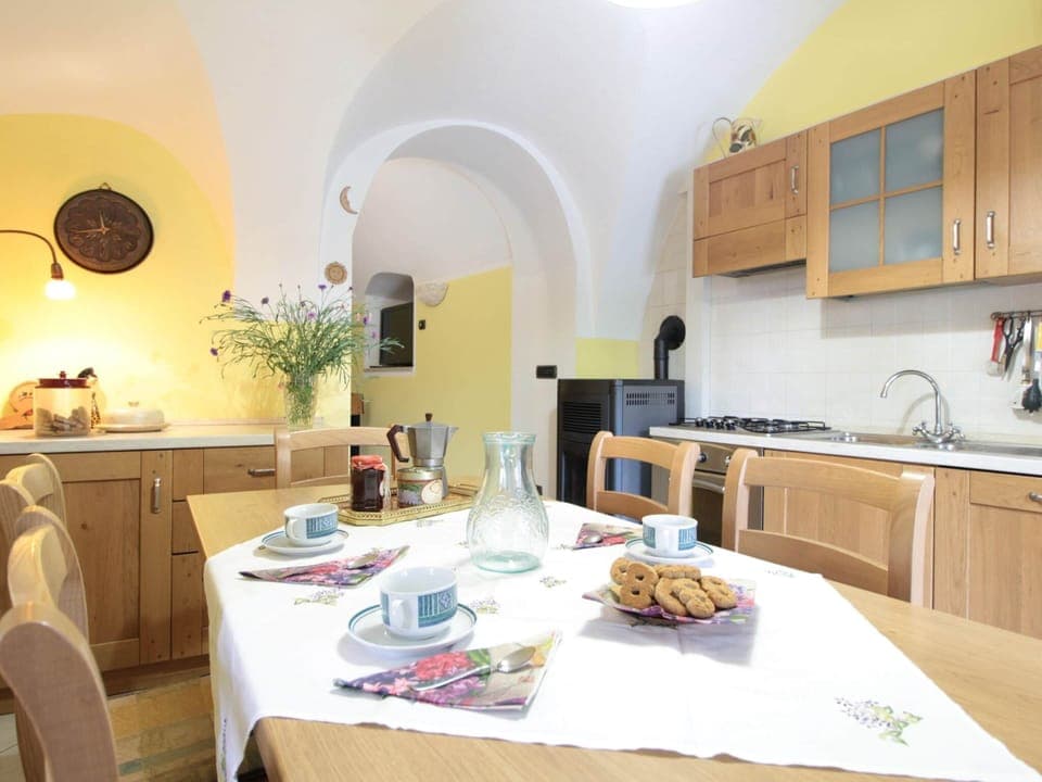 House | Private kitchen | Highchair