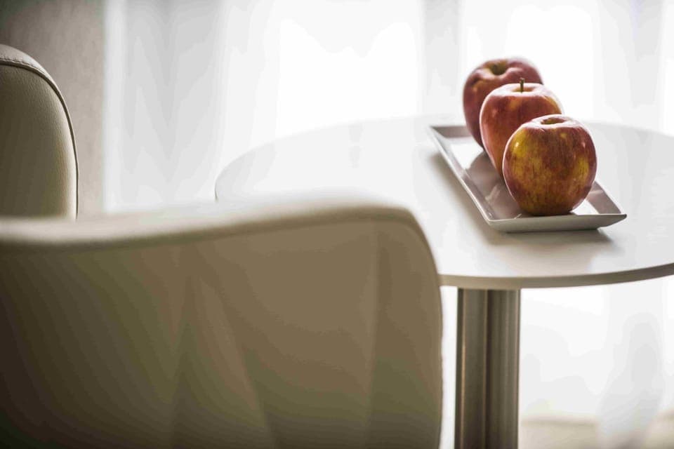 Double Room | In-room safe, desk, laptop workspace, blackout drapes