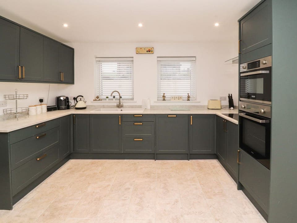 Fridge, dishwasher, electric kettle, toaster