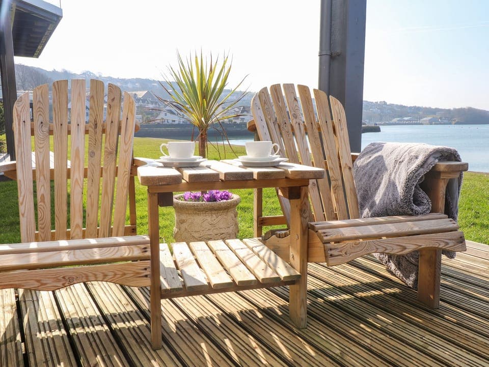 Cottage | Property grounds