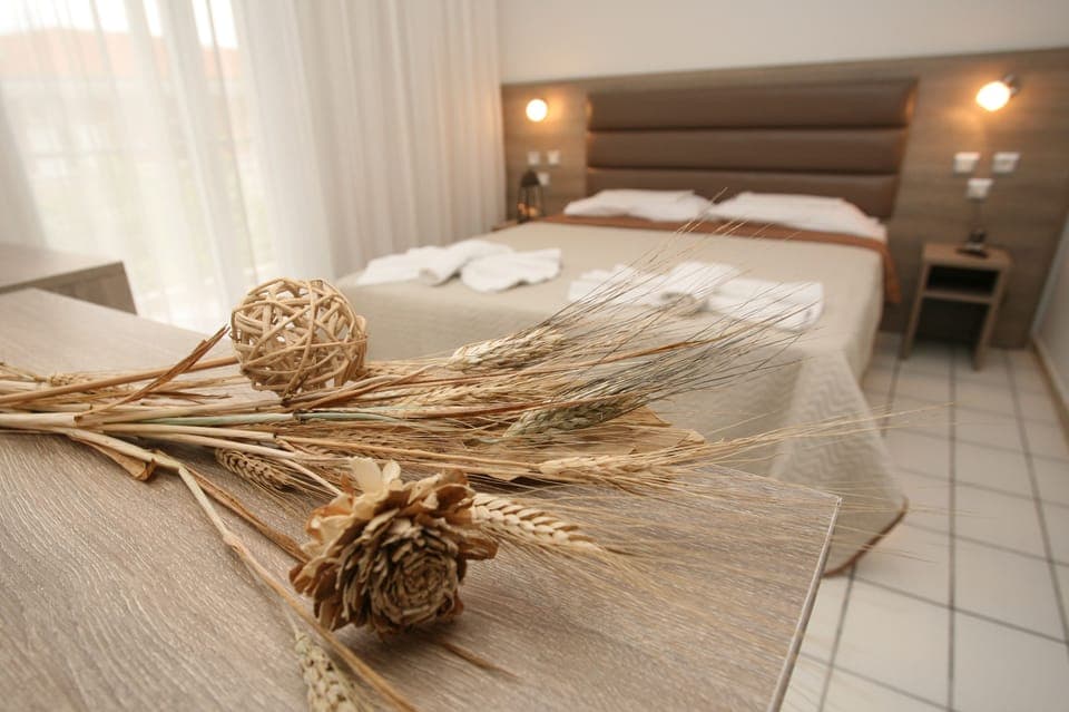 Twin Room, Balcony | Minibar, desk, soundproofing, free WiFi