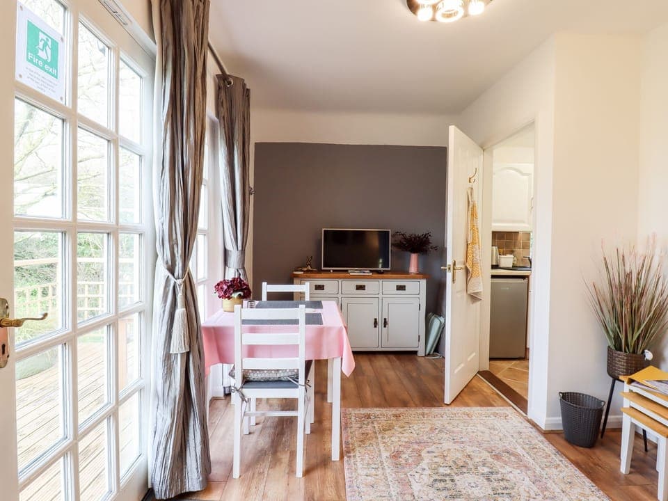 Fridge, electric kettle, toaster, cookware/dishes/utensils