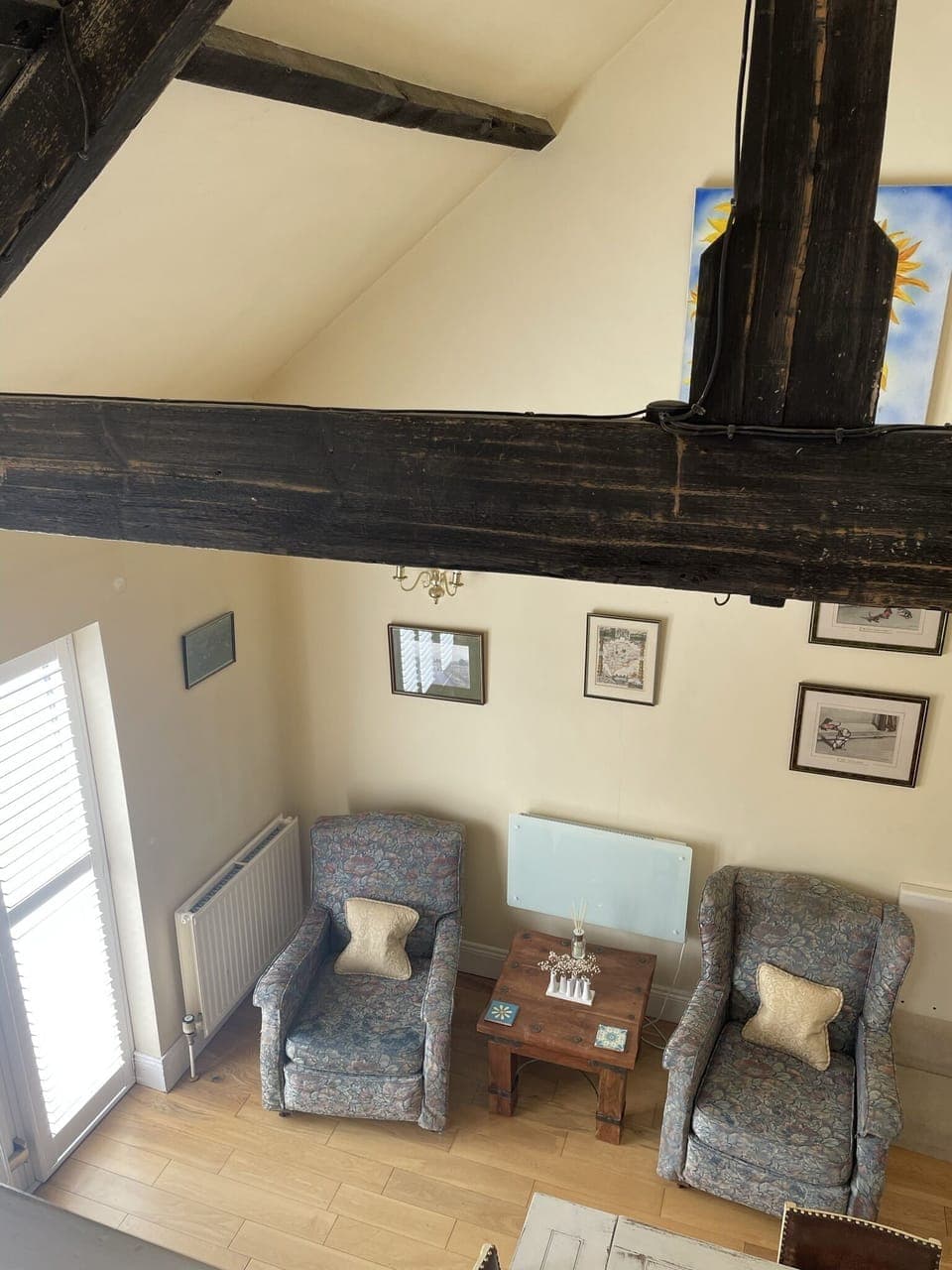 2 bedrooms, bed sheets