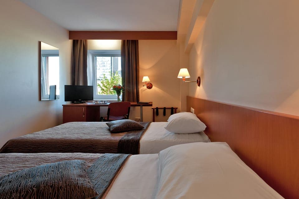 Standard Double or Twin Room | Hypo-allergenic bedding, minibar, desk, blackout drapes