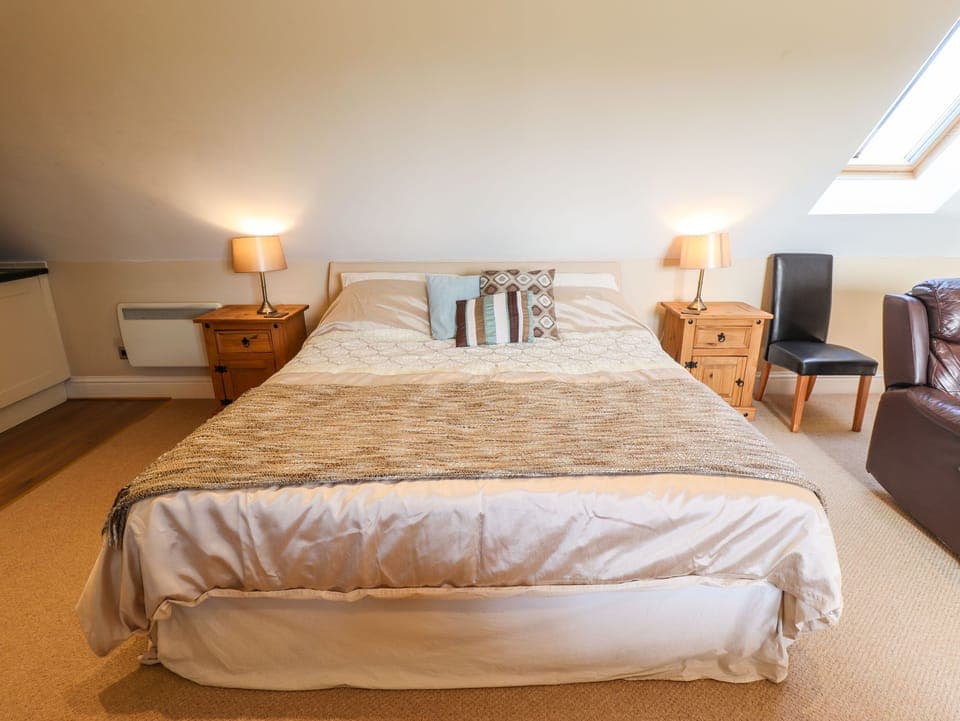 1 bedroom, individually decorated, individually furnished, free WiFi