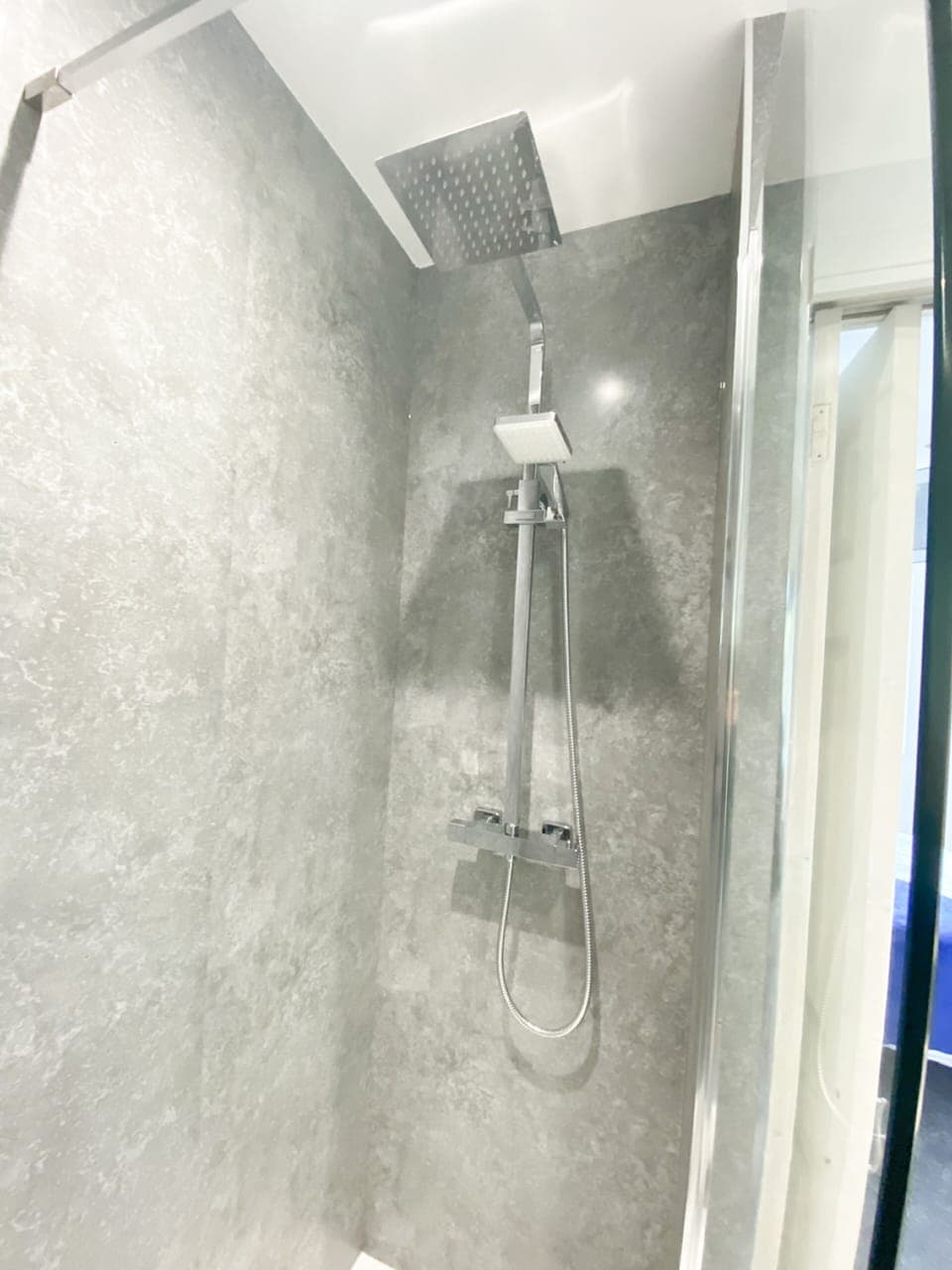 Standard Room | Bathroom