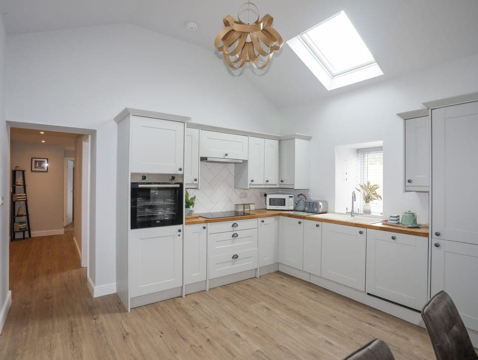 Fridge, dishwasher, electric kettle, toaster