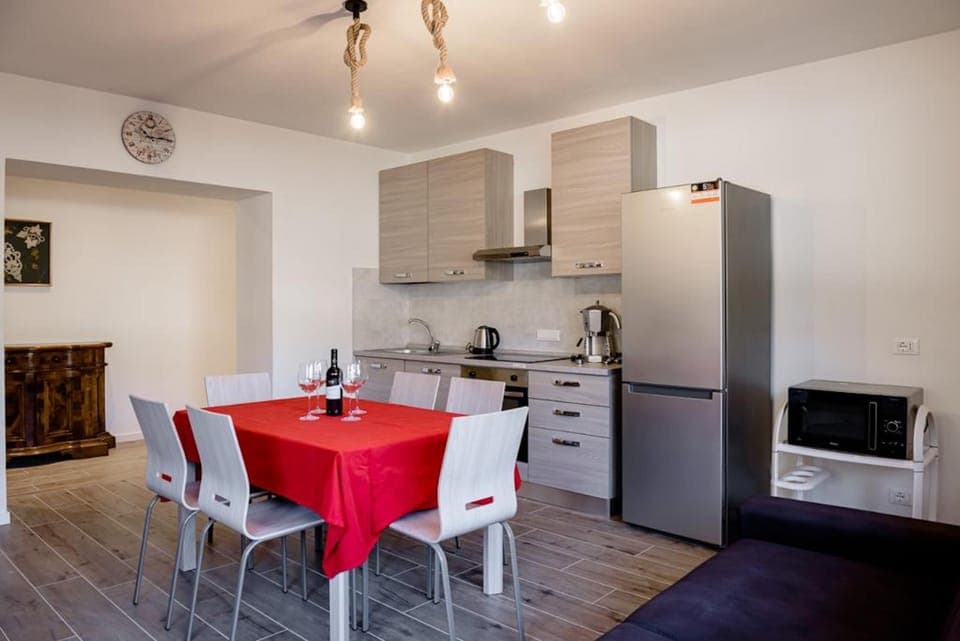 Panoramic Apartment | Living area | 42-inch flat-screen TV with digital channels, TV