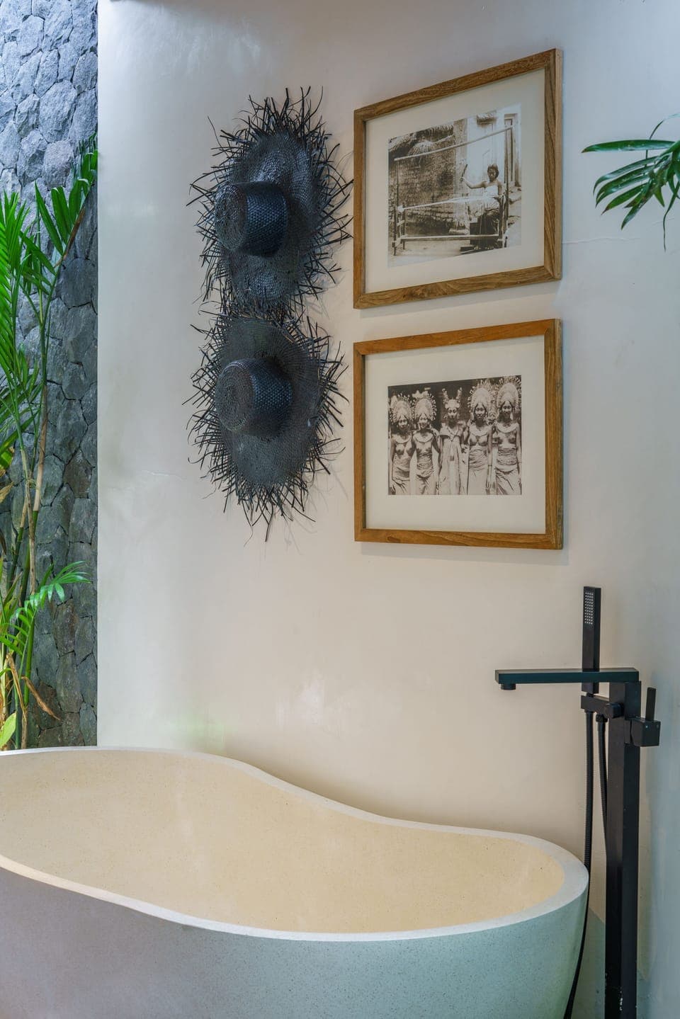 Luxury Villa, 5 Bedrooms | Bathroom | Hair dryer, towels