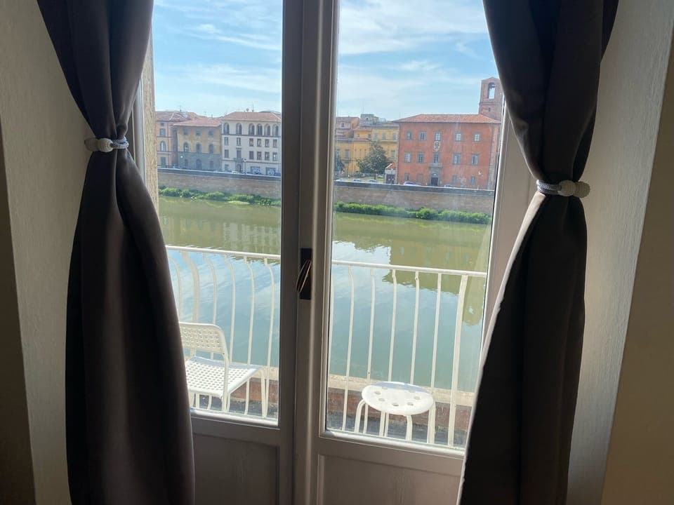 Double Room, Shared Bathroom (Balcony) | Down comforters, desk, free WiFi, bed sheets