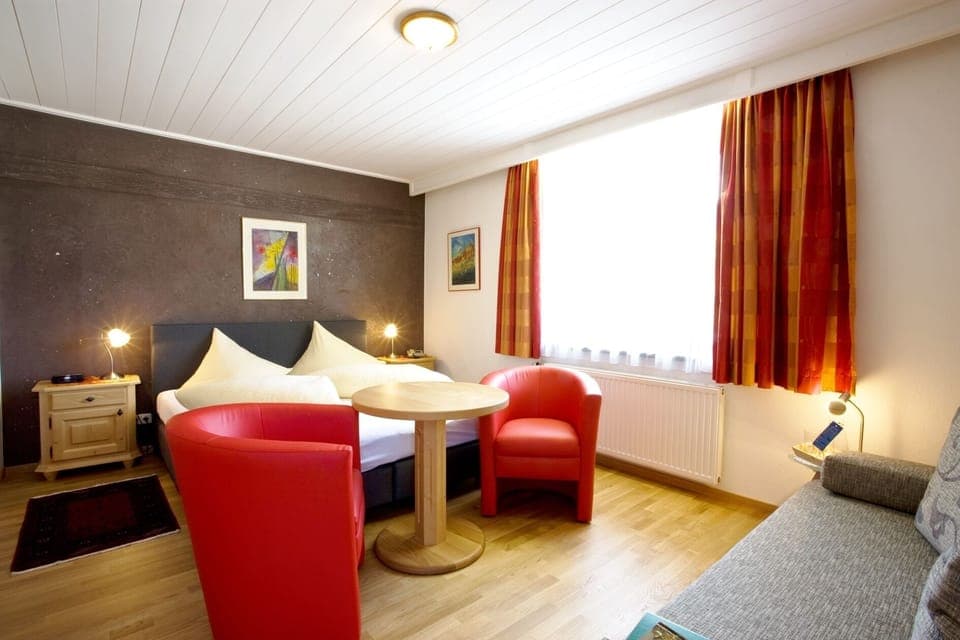 Deluxe Double Room | Hypo-allergenic bedding, free WiFi, bed sheets