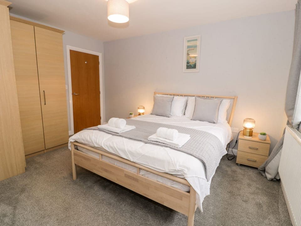 3 bedrooms, individually decorated, individually furnished, free WiFi