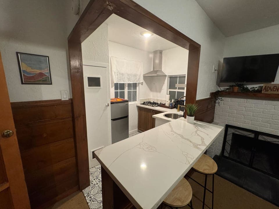 Standard Cabin, 1 Queen Bed, Kitchen | Private kitchen | Full-size fridge, stovetop, dishwasher, coffee/tea maker