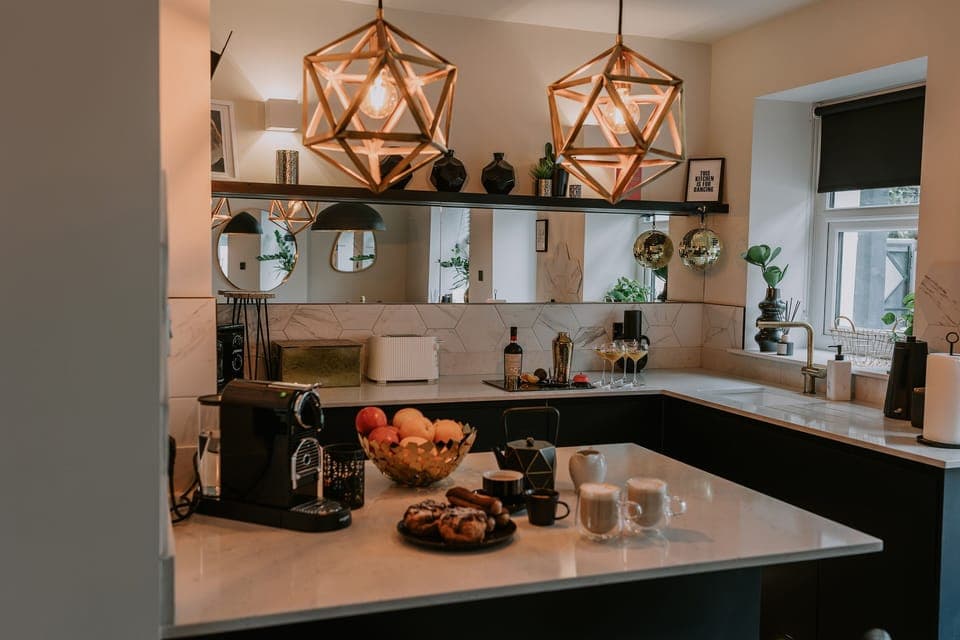 Fridge, dishwasher, electric kettle, toaster