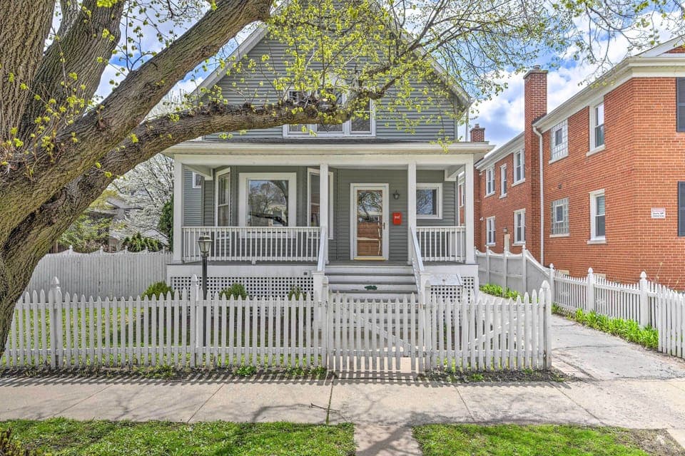 House (3 Bedrooms) | Front of property