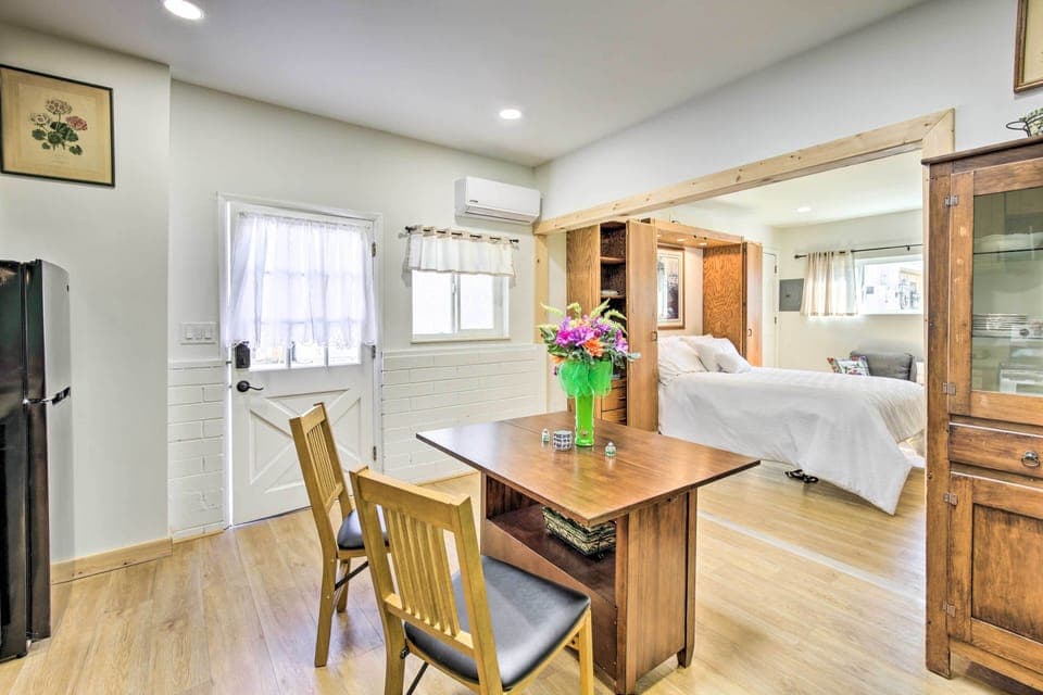 Apartment (0 Bedroom) | Interior