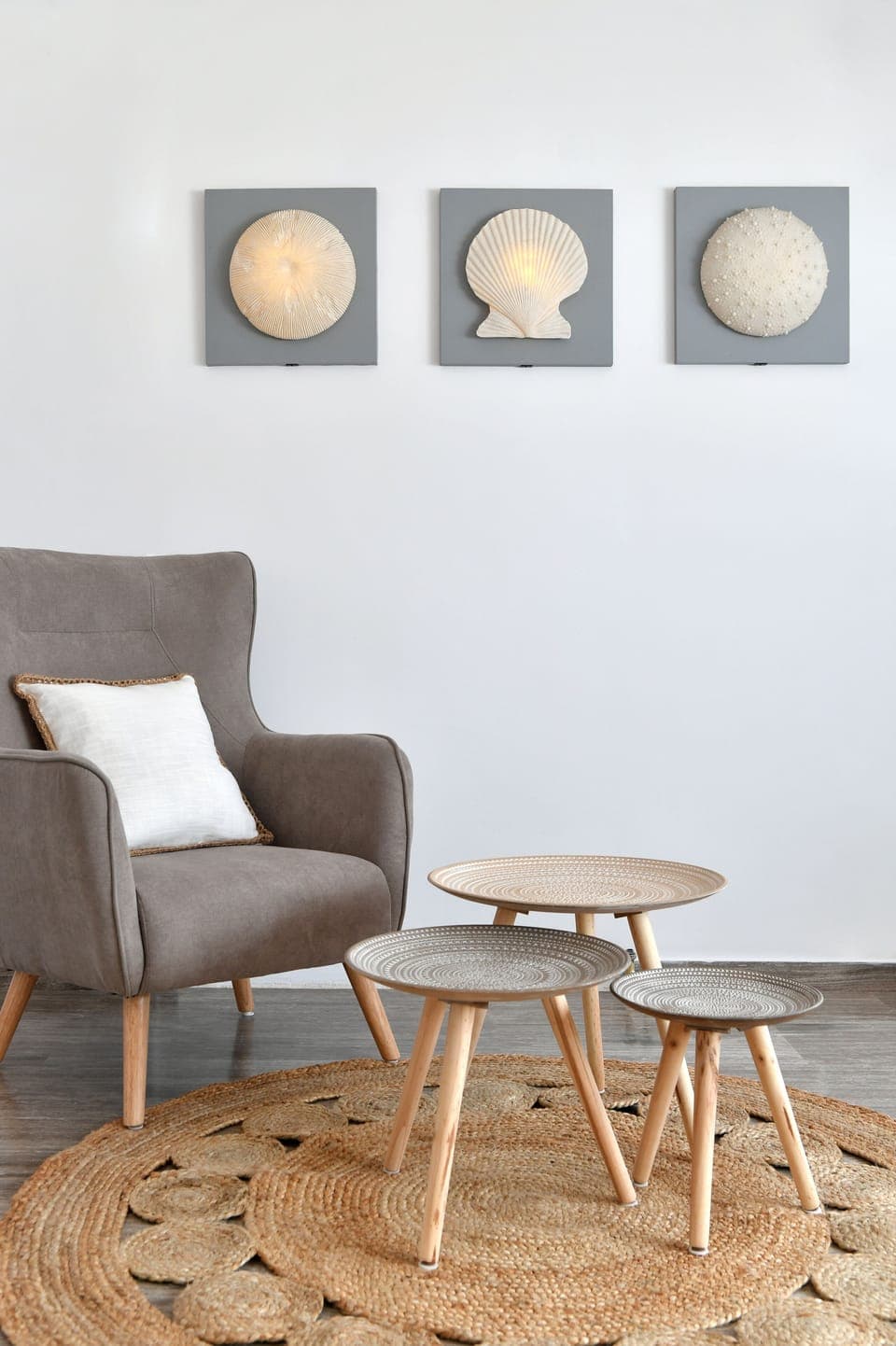 Deluxe Apartment, 3 Bedrooms, Hot Tub, Partial Sea View (Seasonal Hot tub opened May-October) | Living area | 32-inch Smart TV with cable channels, TV