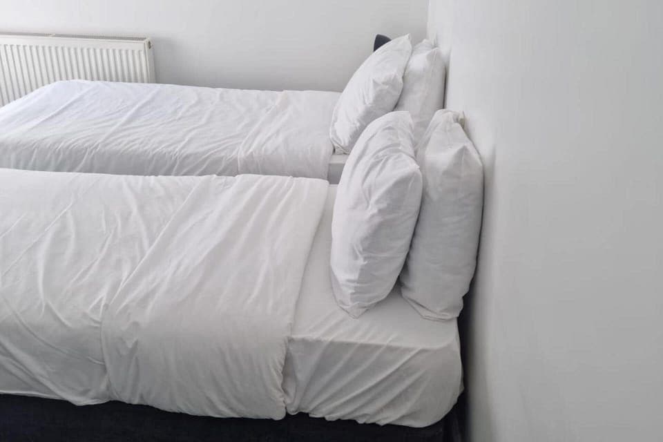 4 bedrooms, free WiFi, bed sheets