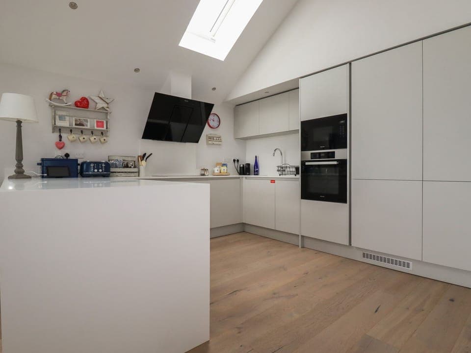 Fridge, dishwasher, electric kettle, toaster