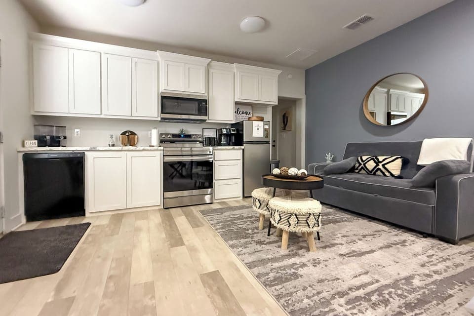 Apartment (0 Bedroom) | Interior