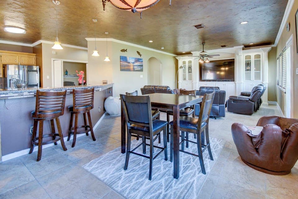 House (3 Bedrooms) | Front of property