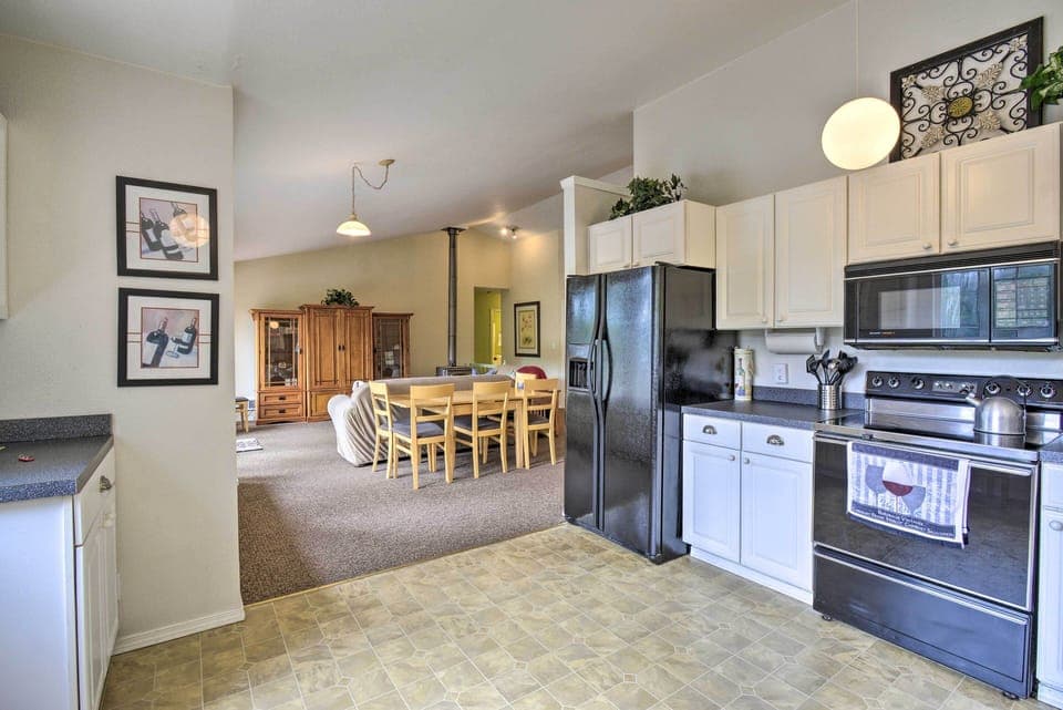 House (4 Bedrooms) | Interior