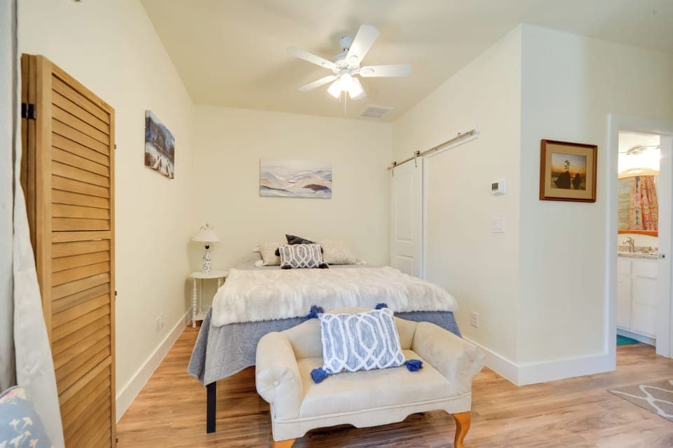 Apartment (0 Bedroom) | Interior