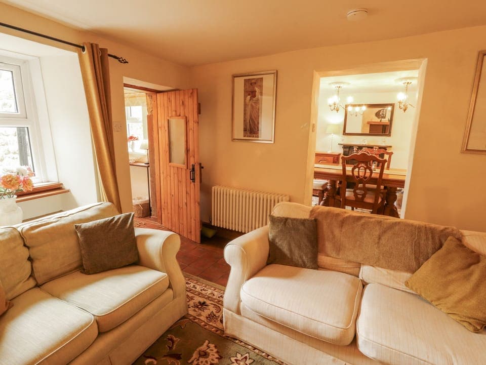 Cottage | Living area