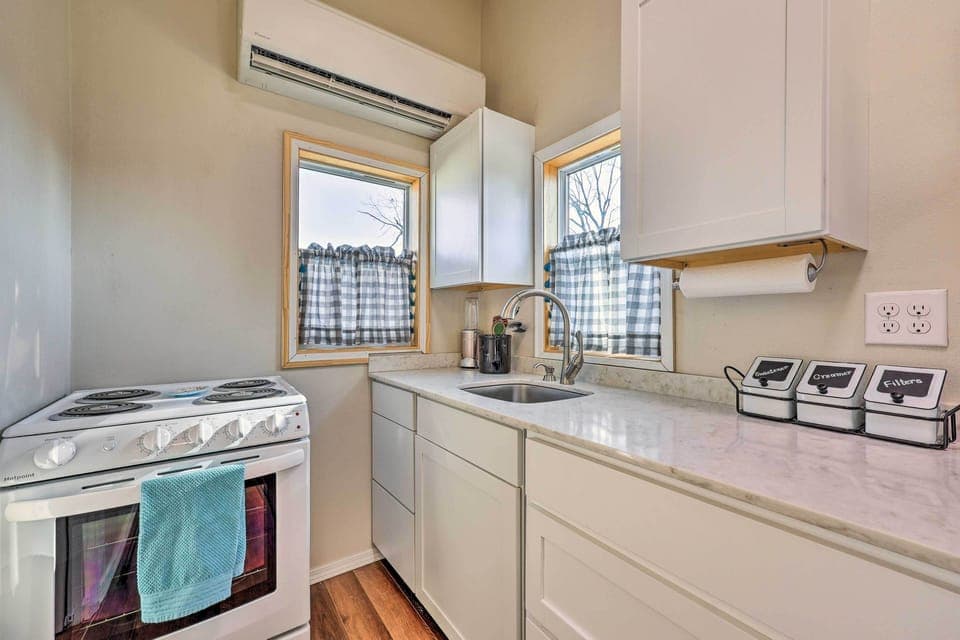 House (1 Bedroom) | Interior