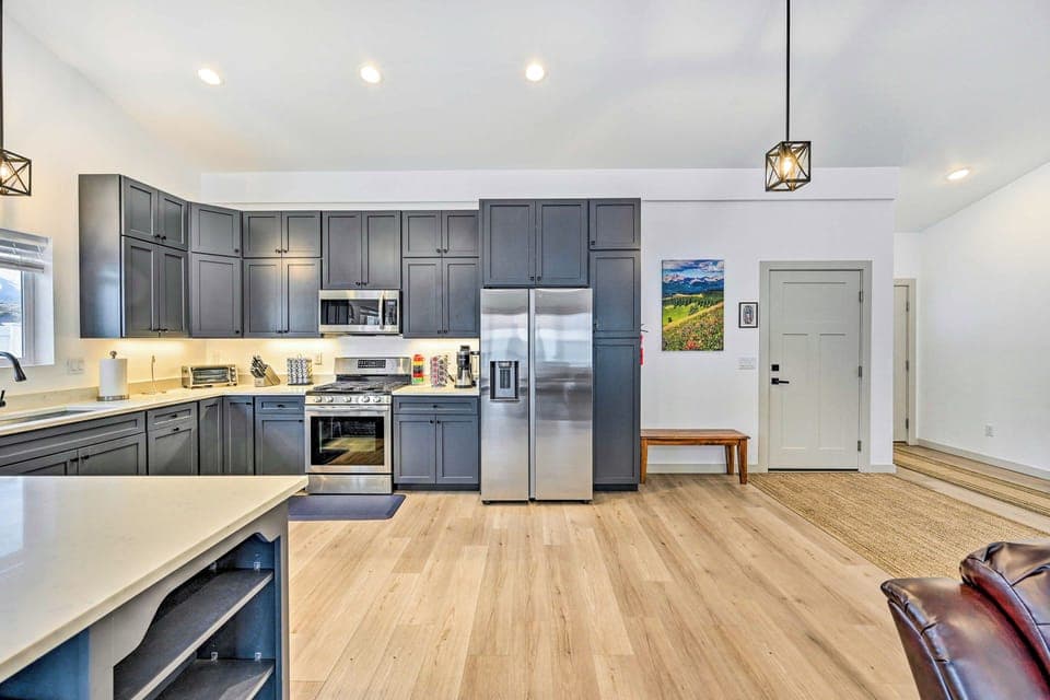 House (4 Bedrooms) | Interior