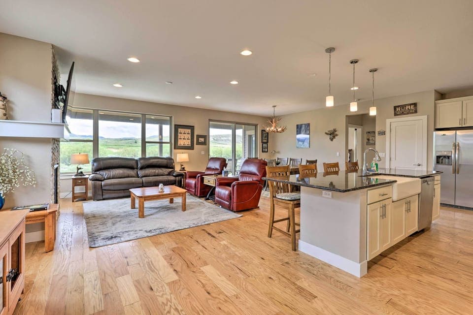House (2 Bedrooms) | Interior