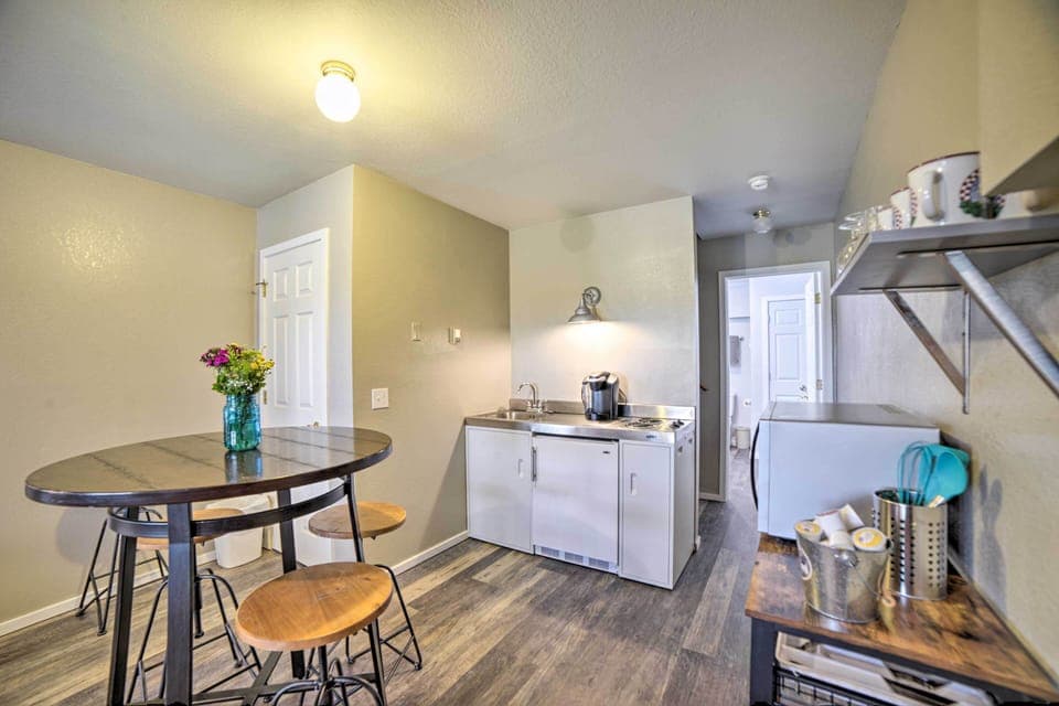 Apartment (1 Bedroom) | Interior