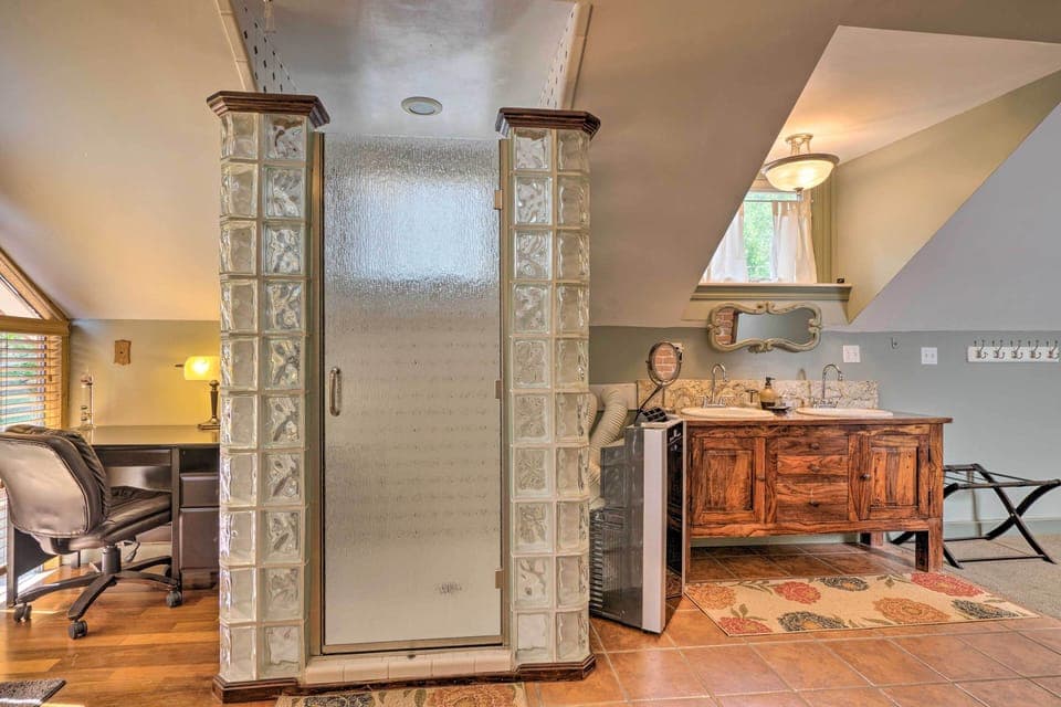 Cottage (2 Bedrooms) | Interior