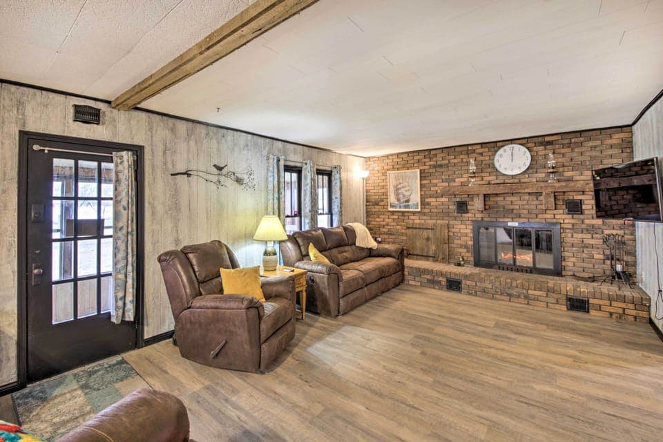 House (2 Bedrooms) | Front of property