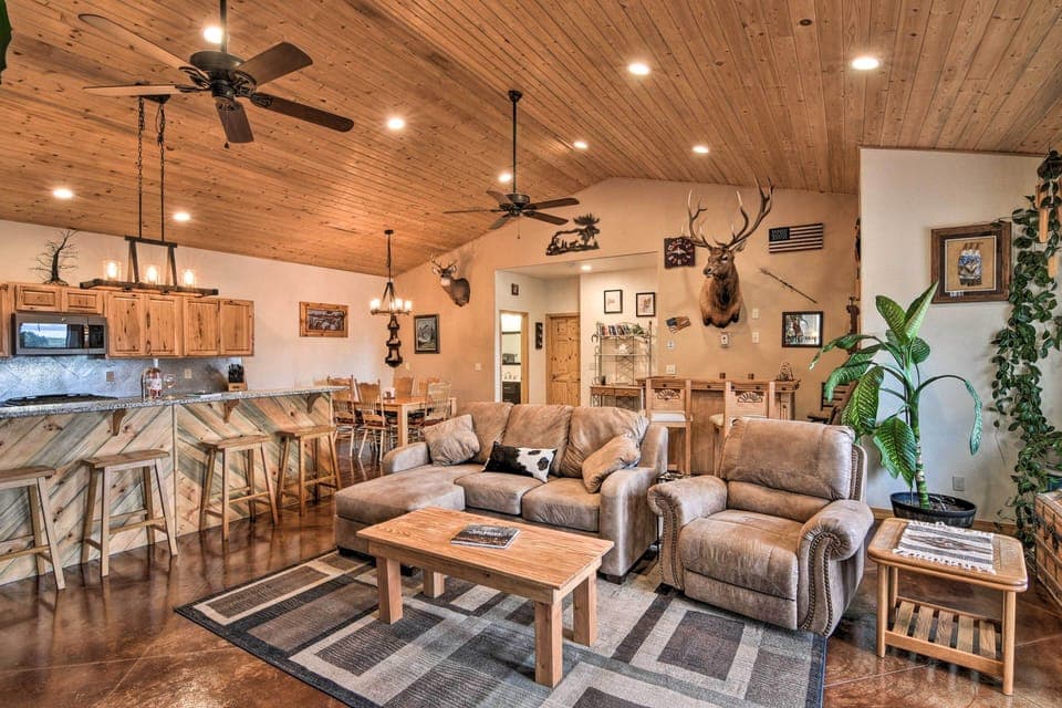 House (3 Bedrooms) | Interior