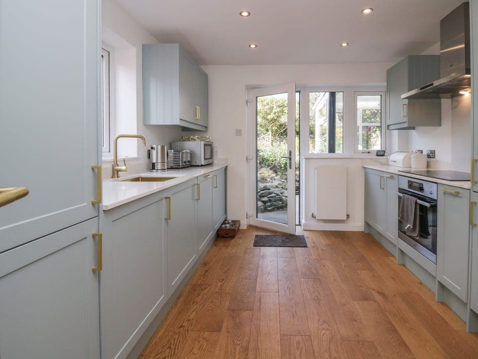 Fridge, dishwasher, electric kettle, toaster